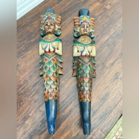 PAIR OF VINTAGE GORGEOUS VINTAGE BALINESE HINDU PAINTED WOOD STATUE FIGU…